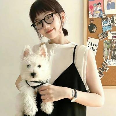 隔壁的吸血鬼美眉