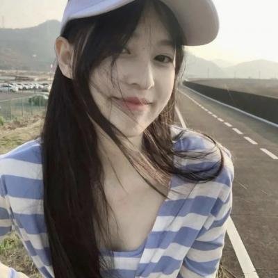 女孩，四绎
